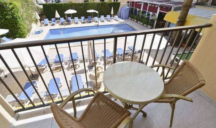 Chambre double avec vue sur la piscine Hôtel Amorós Cala Ratjada, Mallorca