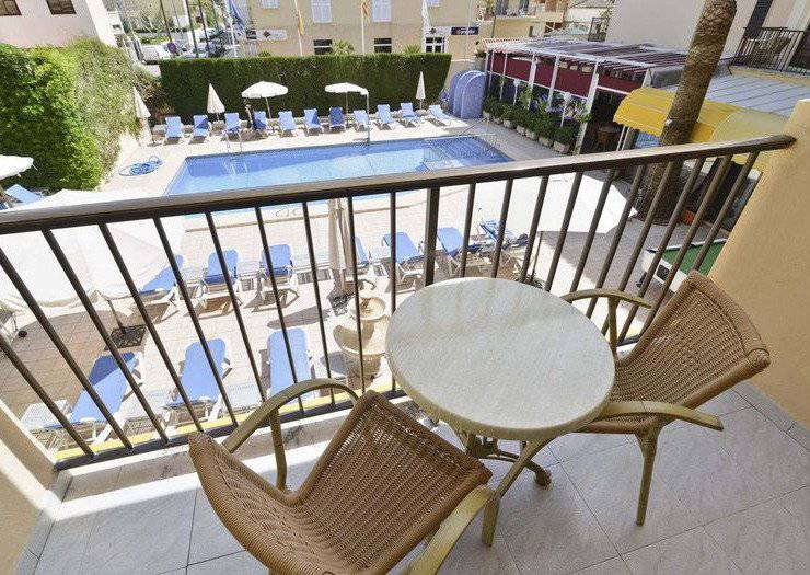 Chambre double avec vue sur la piscine Hôtel Amorós Cala Ratjada, Mallorca
