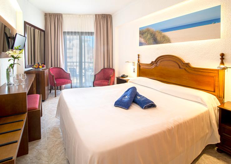 Dobbeltværelse Hotel Amorós Cala Ratjada, Mallorca Dobbeltværelse Hotel Amorós Cala Ratjada, Mallorca
